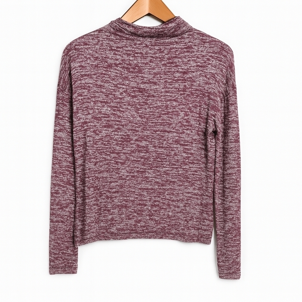 GAP Purple Mock Neck Sweater Soft Light Weight Size Medium